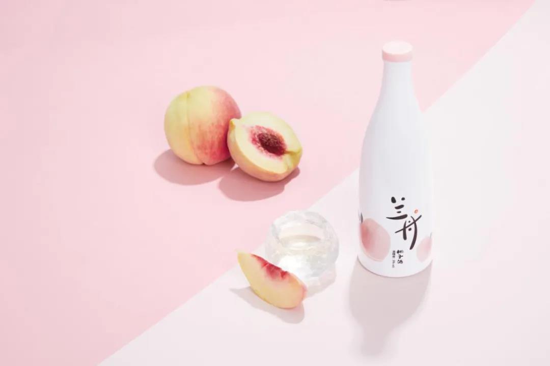 果酒新品牌“蘭舟”會(huì)是下個(gè)爆款嗎？