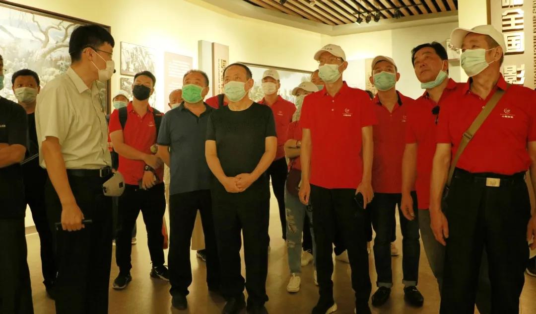 小糊涂仙《防務(wù)新觀察》軍迷紅色之旅圓滿收官！