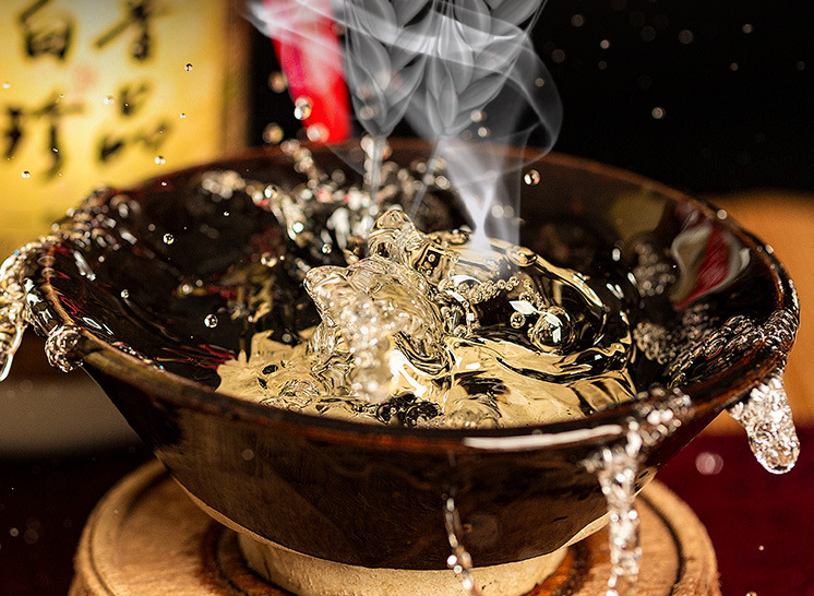 真假白酒的五種鑒別方法，什么樣的白酒不能買？