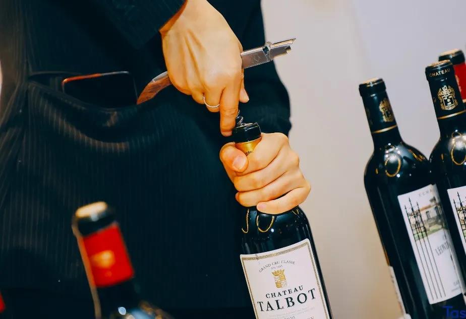 2020年份期酒發(fā)售：價(jià)格普遍上漲，拉菲正牌一箱5880英鎊