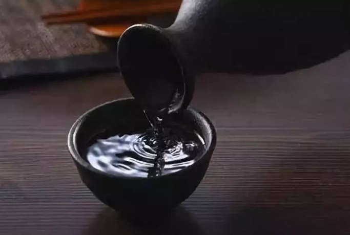 白酒勾兌的目的是什么？勾兌的技術(shù)