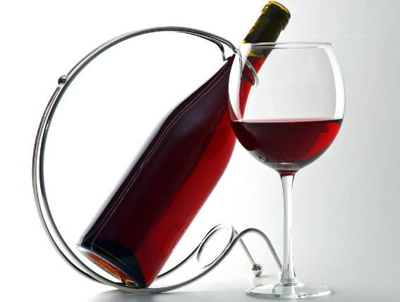 如何鑒別原裝進口葡萄酒？有什么特征？