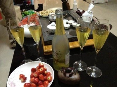 喝白葡萄酒如何配餐？