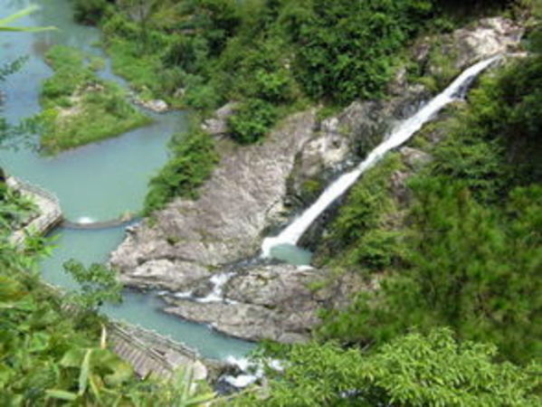 九珠潭價(jià)格(九珠潭景區(qū)門(mén)票多少)