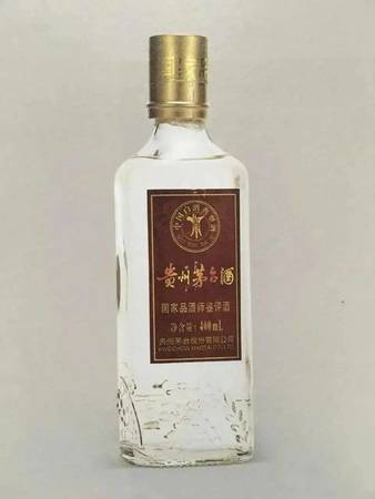 黃鶴原生態(tài)漿12年價(jià)格(黃鶴樓生態(tài)原漿12年多少錢(qián)一瓶)