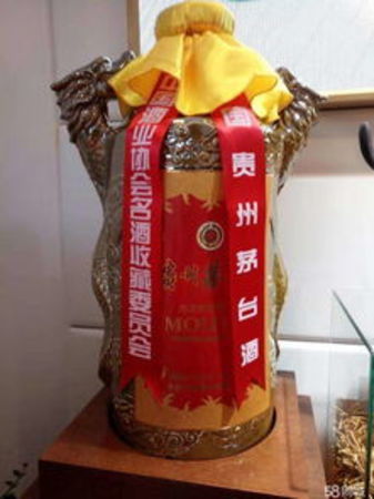 五糧液VVV空瓶回收價(jià)格表(五糧液空瓶回收多少錢)