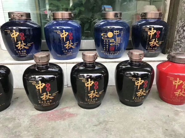 青海白酒能喝多少錢一箱(青海酒的價格是多少)