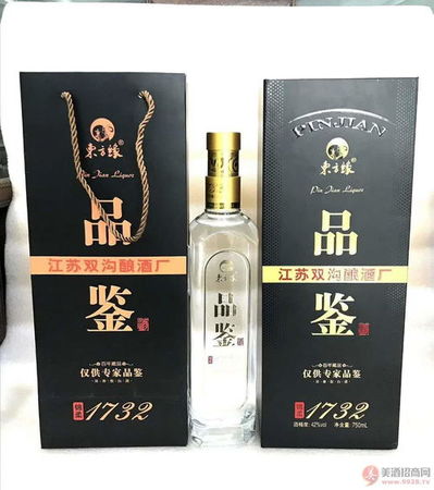 品鑒酒棉柔48度商務(wù)專供價(jià)格(品鑒純手工棉柔型白酒)