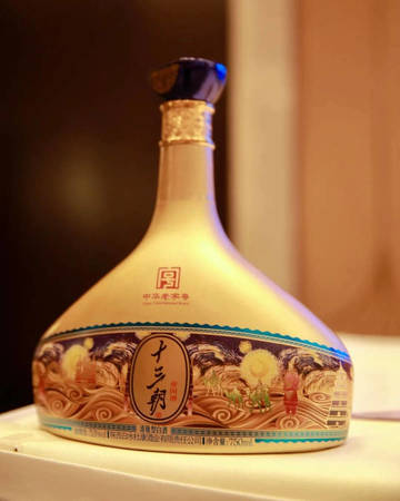 白水杜康十三朝藍(lán)鉆珍藏價格(白水杜康十三朝藍(lán)鉆珍藏酒價格)