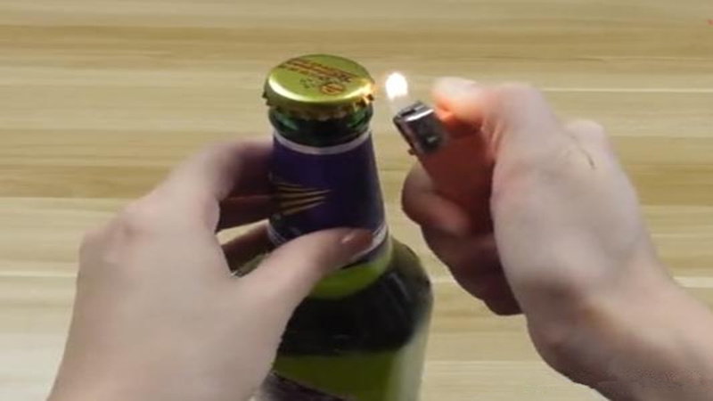 螺旋蓋的啤酒怎么擰開(kāi)(啤酒瓶蓋怎么擰開(kāi))