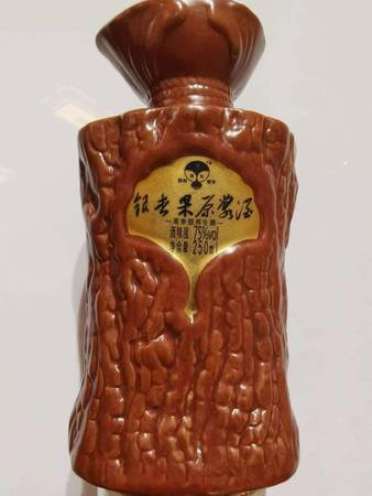 壇藏8年多少度(壇藏八年多少錢(qián)一瓶)