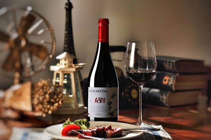 櫻桃酒和葡萄酒哪個好(櫻桃酒和葡萄酒哪個好喝)