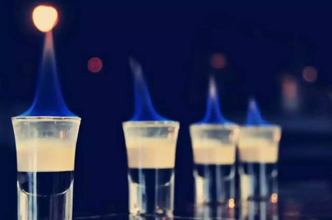 b52轟炸機(jī)雞尾酒英文怎么說(shuō)(b52轟炸機(jī)雞尾酒英語(yǔ))